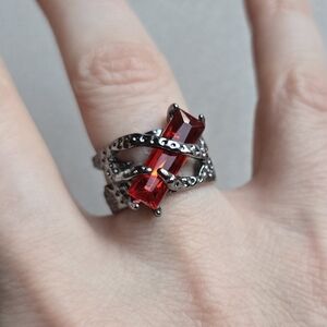 ❤️ Dark Red Rectangular Gem Ring